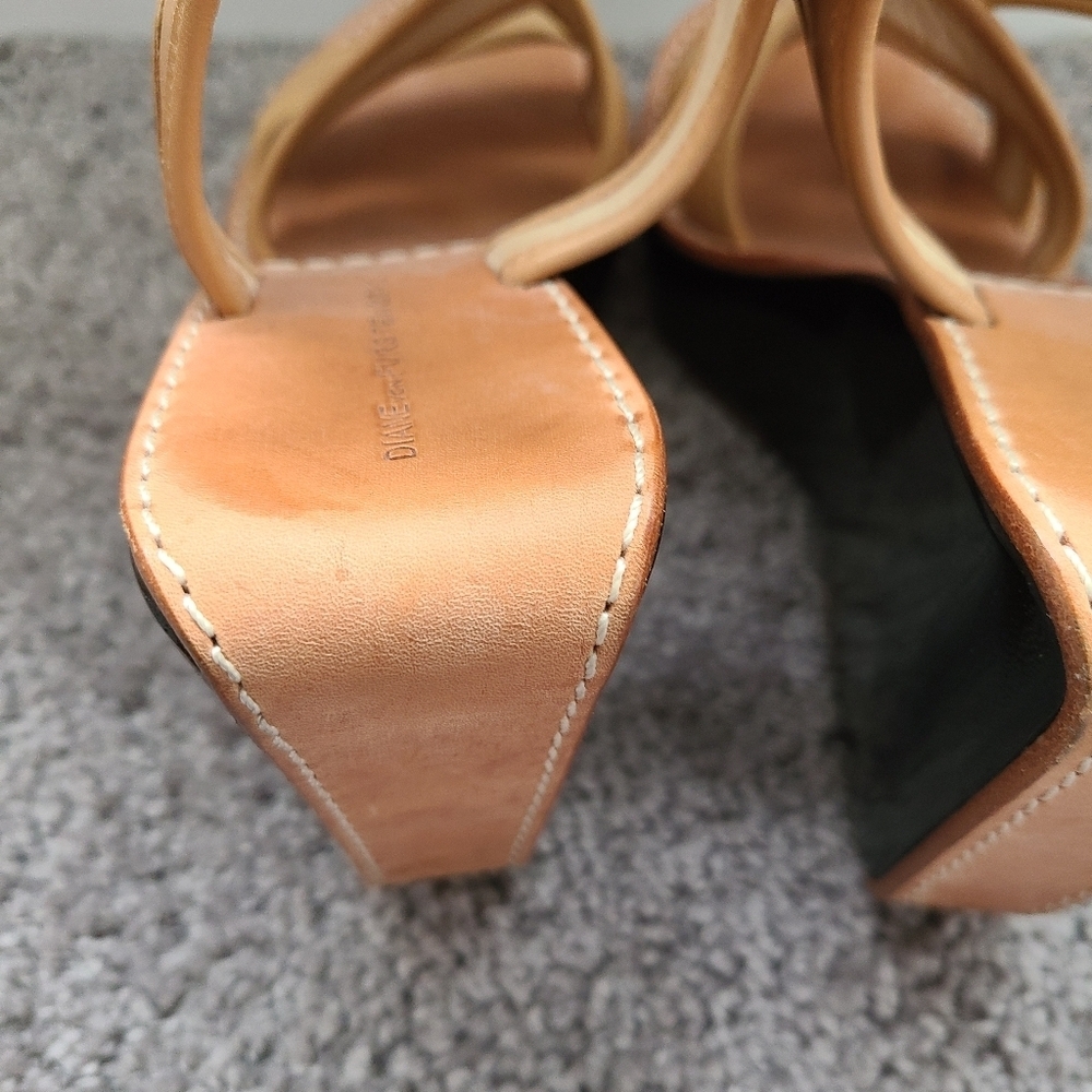 Diane Von Furstenberg Wooden Wedge - Picture 7 of 12